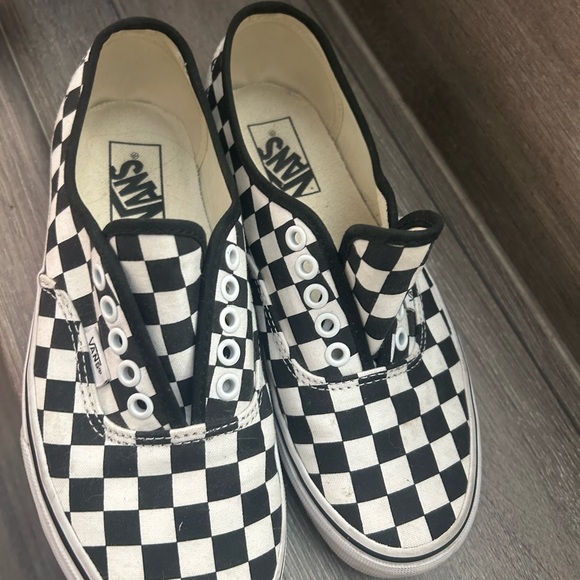 Vans Checkered Black and White Shoes - Picture 2 of 5